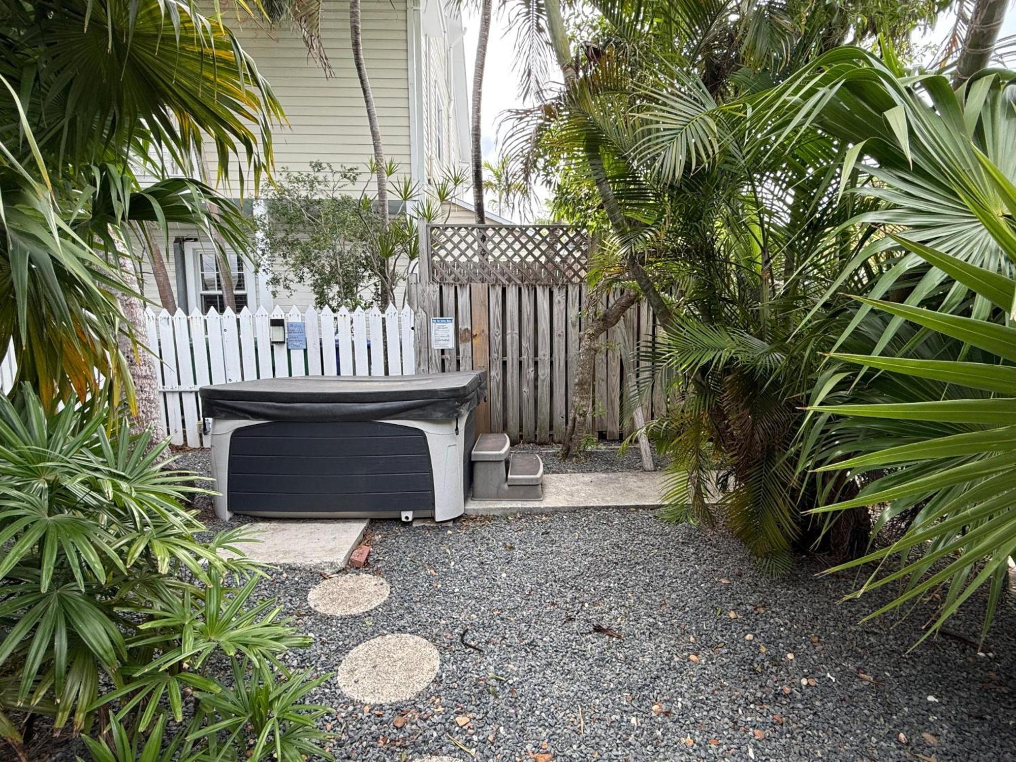 Casa de Férias Ibis - Southernmost Sanctuary